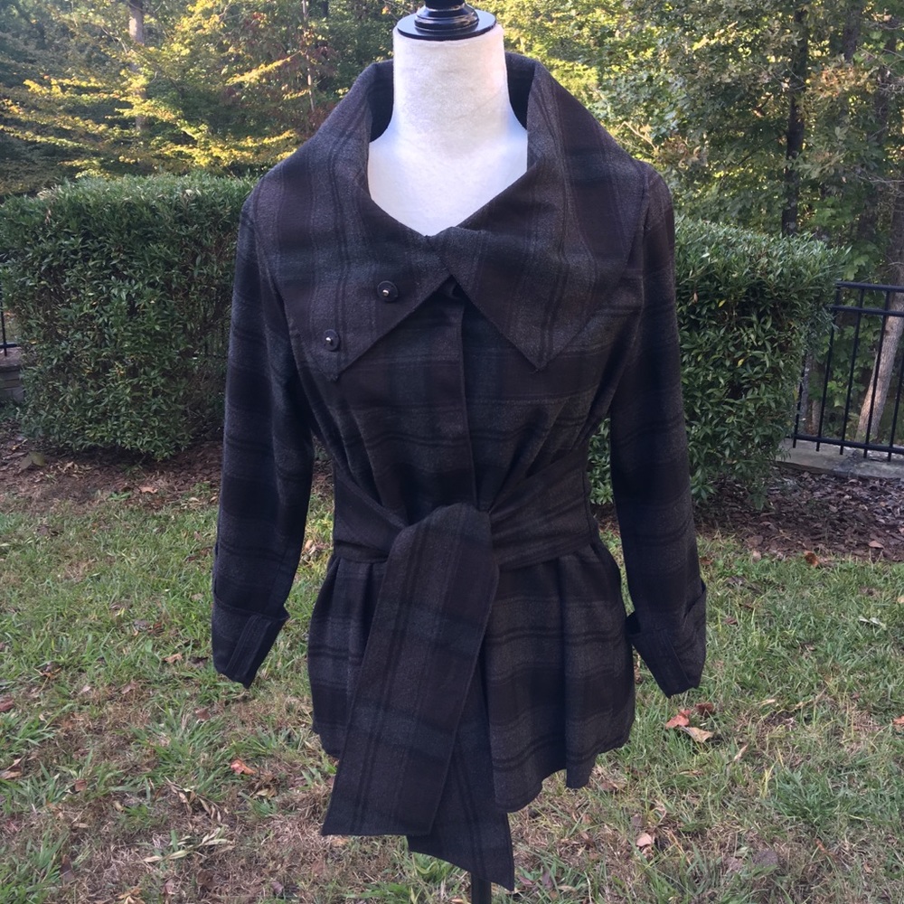 🆕🍁Appraisal large women’s snap belted jacket